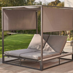Elba Daybed with Canopy